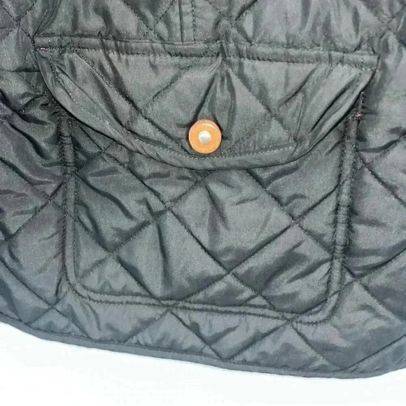 Lauren Ralph Lauren  jacket  Quilted snap front, wrists, and front pockets - Picture 6 of 10